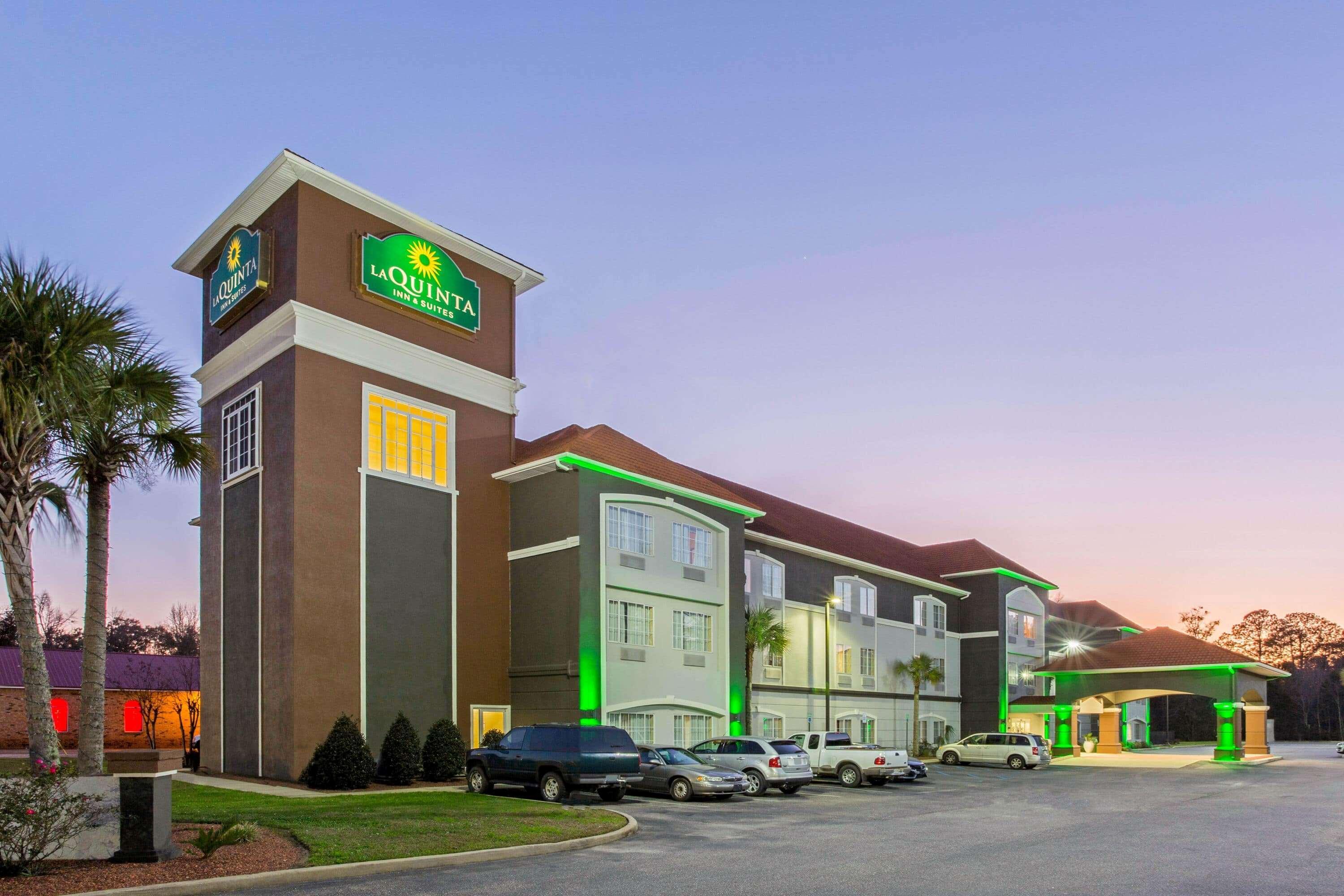 La Quinta By Wyndham Mobile Satsuma / Saraland Hotell Exteriör bild